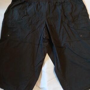 Cato Black Capris